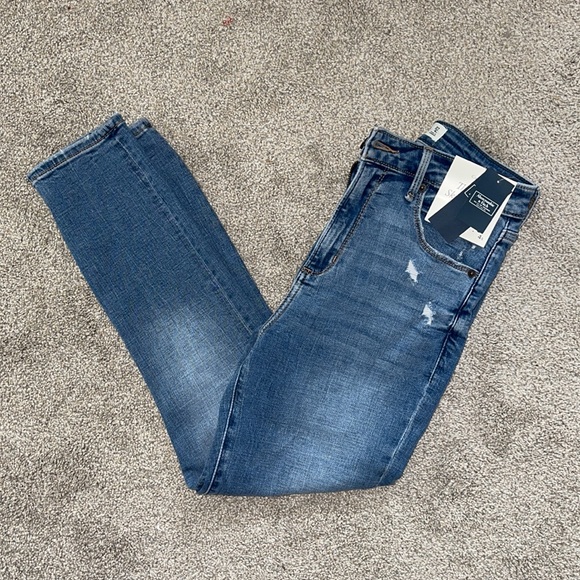 New size 27S Abercrombie ankle supper skinny jeans - Picture 2 of 3